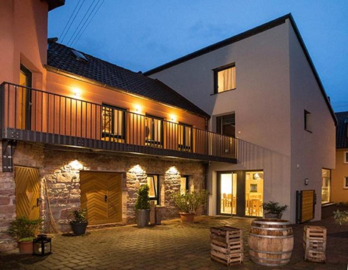 Отель Weingut Blank Homburg  Экстерьер фото